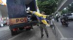 Giliran APK di Jaksel yang Ditertibkan Satpol PP