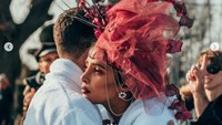 Ia pun kerap mempromosikan lagu baru suaminya tersebut. Dok. Instagram/priyankachopra