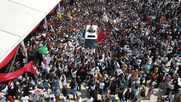 Disambut Meriah di Batam, Prabowo: Ramalan Survei di Jakarta Salah Semua