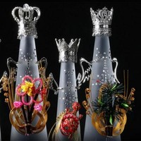 Air minum dalam kemasan satu ini dihargai Rp 3,1 jutaan per 750 ml. Fillico dikemas dalam botol berbentuk pion catur Raja dan Ratu yang mencerminkan sebuah keagungan. Botol juga dihiasi kristal Swarovski sehingga terlihat lebih mewah. Tapi isinya juga tak kalah mewah. Air diambil dari Nunobiki, mata air berkualitas tinggi di Kobe, Jepang. Foto: istimewa