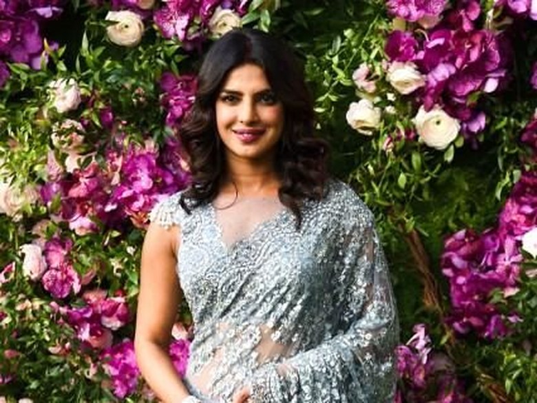 Priyanka Chopra Bicara soal Kabar Pertikaian dengan Meghan Markle Priyanka Chopra Bicara soal Kabar Pertikaian dengan Meghan Markle