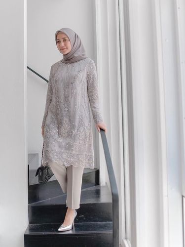 Tren Baju Kondangan Hijab Terbaru 2019 Cantik Nggak Pakai 