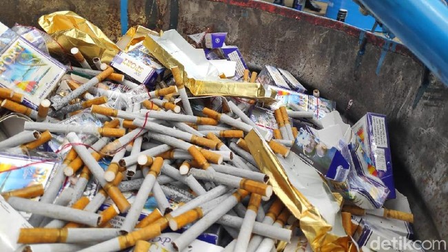 Pengusaha Protes Cukai Rokok Naik, Jokowi Dituding Tak Peduli Petani