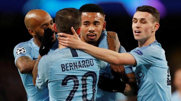 Gabriel Jesus Pakai Nomor Sembilan di Manchester City