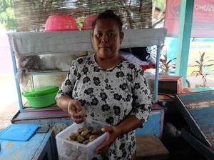 Kisah Pedagang Bakso di Kepulauan yang Siasati Daging dengan Ikan