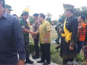 Panglima dan Kapolri Cek Karhutla di Pulau Rupat Riau