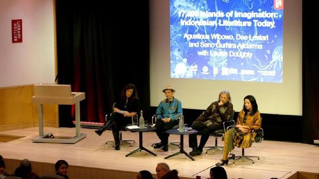 Seno Gumira Ajidarma hingga Dee Lestari Bicara soal Identitas di LBF 2019