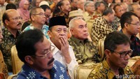 Elemen-elemen yang tergabung dalam Timnas PK akan menyerahkan dokumen Stranas. Presiden Jokowi akan menugaskan para Pimpinan Kementerian, Lembaga dan Kepala Daerah terkait untuk melaksanakan seluruh rencana aksi dan turunannya yang terangkum dalam dokumen stranas PK.