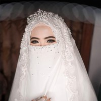  Tak hanya gaya hijab, Uni Alfi juga kerap membagikan kata-kata inspiratif di caption fotonya. Ia memotivasi diri dan orang lain untuk istiqomah bercadar. Foto: Instagram/UniAlfi