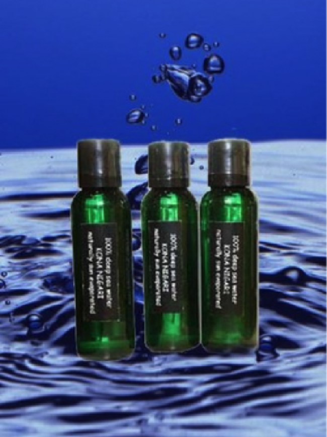 Kona Nigari Water adalah air minum yang diklaim bisa membantu menurunkan berat badan, menambah tenaga dan meningkatkan kesehatan kulit. Air berasal dari Hawaii yang diambil ribuan kaki di bawah permukaan laut. Air minum ini dijual Rp 5,7 jutaan per botol ukuran 750 ml. Foto: istimewa