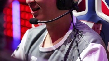 Wang sempat terdaftar dalam tim gamingnya sendiri, namun hanya bermain sekali dan mengumumkan pensiun setelahnya. Foto: Istimewa