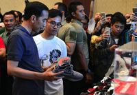 Sneakers Lokal Kualitas Yahud! 