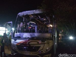 Polisi Periksa 5 Orang Soal Kecelakaan Berujung Aksi Bakar Bus di Sleman
