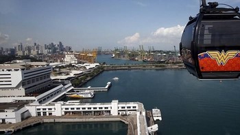 Suasana di sekitar Marina Bay tahun 1986 ketika ada lomba balap kapal. Foto: Reuters