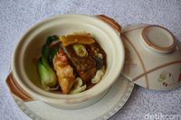 Peking Duck dan Tofu Claypot Gaya Kanton Modern Bisa Dinikmati di Restoran Ini