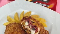 Di Instagram, Tasyi kerap membagikan resep memasak ala dirinya. Salah satunya Chicken Cheese Doritos yang nampak menggugah selera! Foto: Instagram tasyiiathasyia