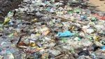 Pantai Ujung Kulon Seolah Berubah Jadi Ujung Sampah