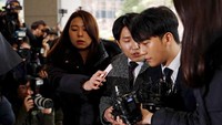 Sama seperti Jung Joon Young, ia tak memberikan jawaban selain ucapannya barusan. REUTERS/Kim Hong-Ji