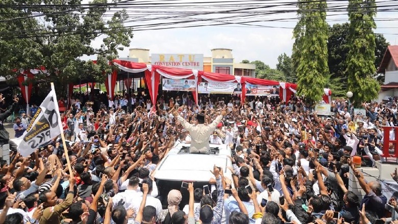 Prabowo: Tukang Survei di Jakarta Boleh Survei Apa Pun, Emang Kita Pikirin Prabowo: Tukang Survei di Jakarta Boleh Survei Apa Pun, Emang Kita Pikirin