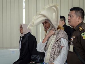 Luapan Emosi Bahar bin Smith Kepada Jokowi