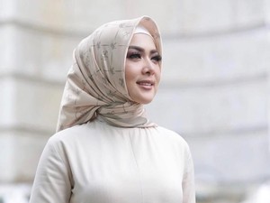 Siapa Terlibat Konspirasi Jatuhkan Syahrini?