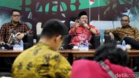 Selain Fahri Hamzah, anggota DPR dari Fraksi PDIP Erico Sutarduga dan Pengamat Politik CSIS, Arya Fernandes, turut hadir dalam diskusi tersebut.