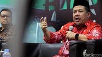 Wakil Ketua DPR RI Fahri Hamzah hadir sebagai pembicara dalam Diskusi Dialektika Demokrasi di Media Center MPR/DPR RI, Gedung Nusantara III, Komplek Parlemen, Senayan, Jakarta, Kamis (14/3/2019).