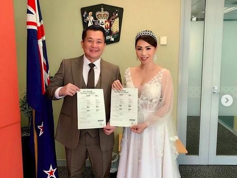 Selamat! Femmy Permatasari Resmi Menikah di Selandia Baru