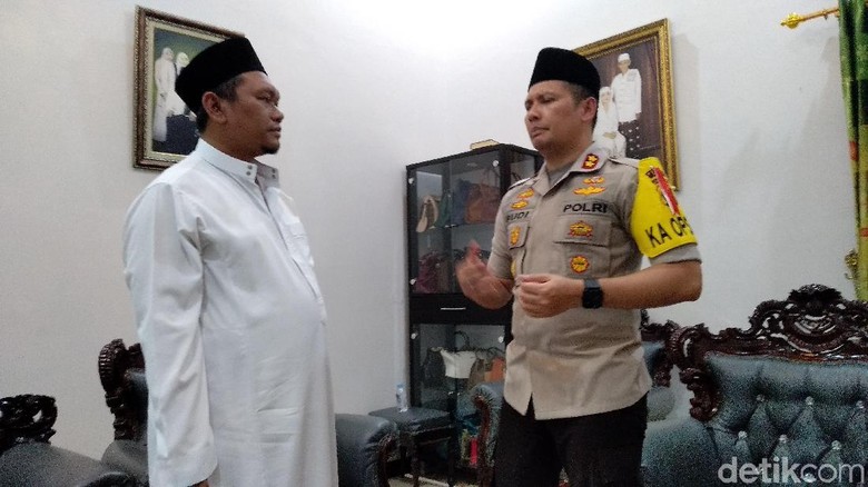 Polisi Selidiki Penyebar Fatwa Kiamat Sudah Dekat ke Warga Ponorogo Polisi Selidiki Penyebar Fatwa Kiamat Sudah Dekat ke Warga Ponorogo