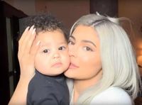 Diet Setelah Melahirkan, Kylie Jenner Pantang Konsumsi Makanan Ini