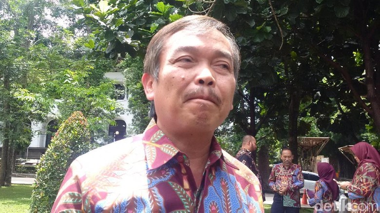 Tipu-tipu Orang Tua Siswa di Bandung Akali Sistem Zonasi Tipu-tipu Orang Tua Siswa di Bandung Akali Sistem Zonasi