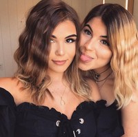 Anak-anak aktris yang dikenal melalui serial Full House tersebut adalah Olivia Jade Giannulli dan Isabella Rose Giannulli. Dua bersaudari cantik itu cukup dikenal di media sosial dan YouTube. Foto: Instagram @oliviajade
