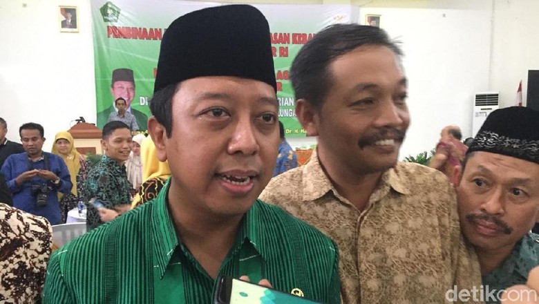 TKN Dukung Pro-Prabowo Jaga TPS, Biar Tak Teriak Ada Kecurangan TKN Dukung Pro-Prabowo Jaga TPS, Biar Tak Teriak Ada Kecurangan