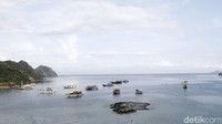 Puluhan ribu turis berdatangan ke Labuan Bajo dalam waktu 6 bulan pertama di tahun 2018. Memang kecantikannya yang bikin semua orang tertarik berkunjung.