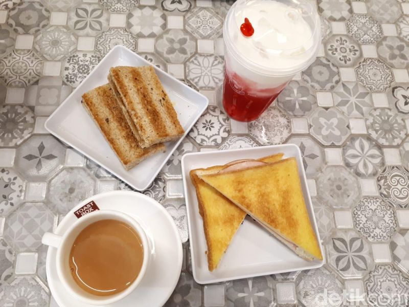 Toast Box