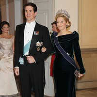 Marie-Chantal menjadi bagian dari keluarga kerajaan Yunani setelah dinikahi Pangeran Pavlos dari Yunani. Bukan kisah bak negeri dongeng, di mana sang pangeran menikahi wanita sederhana. Marie-Chantal datang dari keluarga yang kekayaannya tak main-main. Foto: Getty Images