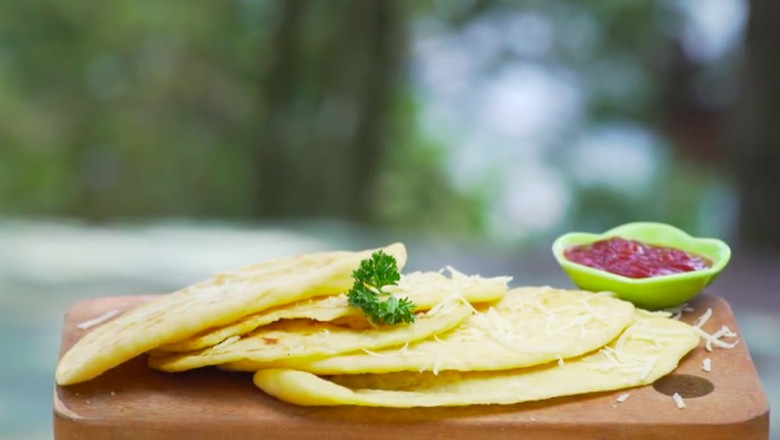 Resep cheese pan bread/ Foto: Semua Bisa Masak Trans TV Resep cheese pan bread/ Foto: Semua Bisa Masak Trans TV