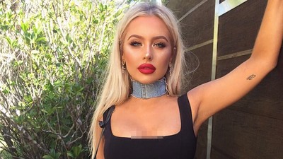 Potret Selebgram Seksi yang Bikin Heboh Usai Unggah Fotonya 14 Tahun Lalu