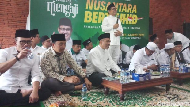 Luncurkan Nusantara Bertauhid, Cak Imin Cerita Kerasnya Politik di Grup WA