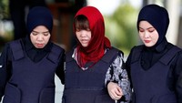 Dalam kasus ini, Doan terancam hukuman mati atas dakwaan pembunuhan terhadap Kim Jong-Nam, kakak tiri pemimpin Korut Kim Jong-Un. Doan didakwa mengusapkan racun VX yang mematikan ke wajah Kim Jong-Nam di Bandara Kuala Lumpur, Malaysia pada Februari 2017. Foto: REUTERS/Lai Seng Sin