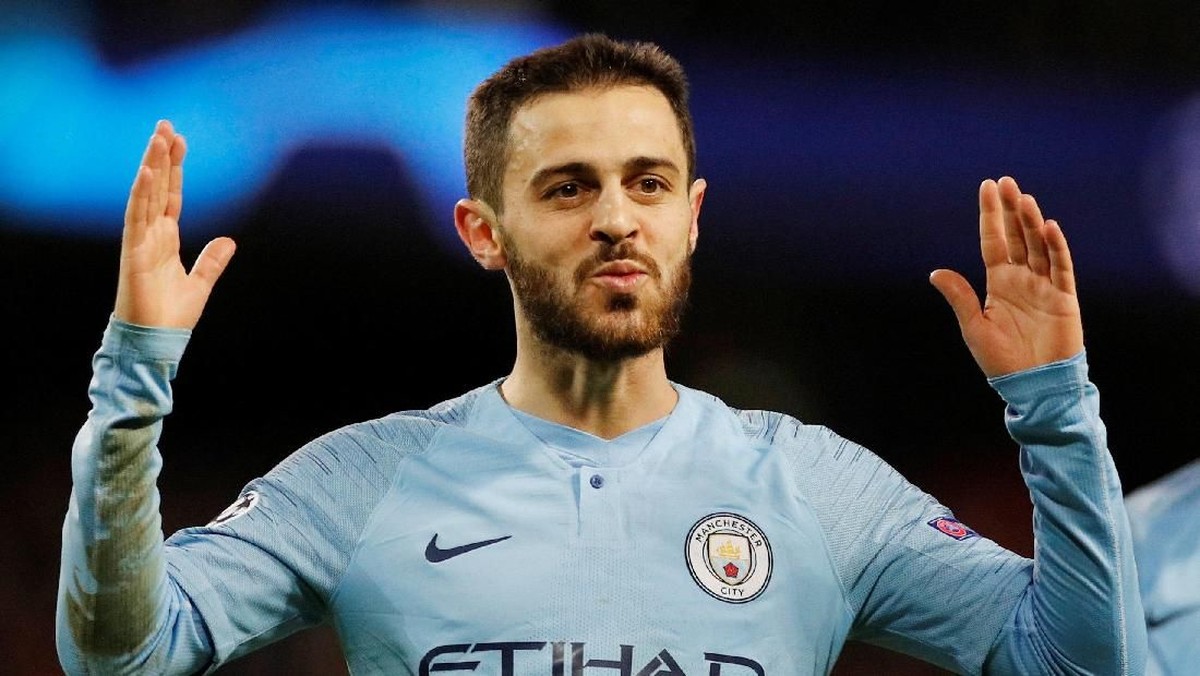 Winger Man City Bernardo Silva dikabarkan diminati Barcelona. Foto: Phil Noble/Reuters