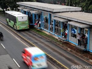 Polisi Hentikan Kasus Sudirman Pelaku Penusukan di Halte TransJ