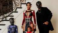 Seperti saat merayakan Halloween dengan kompak mengenakan kostum Black Panther. Dok. Instagram/dangerusswilson