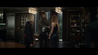 Beberapa berpendapat bahwa perjalanan waktu tersebut dibuktikan dengan hadirnya sosok Captain Marvel dengan Thor yang masih memegang Mjolnir bukan Stormbreaker. Dok. Twitter