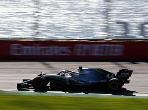 Hamilton Tercepat, Duo Mercedes Mendominasi FP2 GP Australia