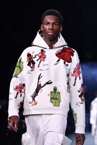 Lawan Pelecehan Seks, Louis Vuitton Tarik Koleksi Bertema Michael Jackson