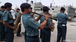 Kapal Perang RS KRI Semarang-594 Merapat di Tanjung Priok