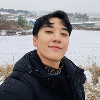 Seungri eks BIGBANG Ngaku Sudah Punya Istri, Kini Hamil Anaknya