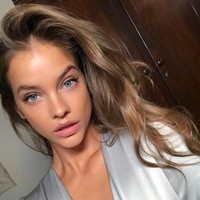 Dalam sebuah video yang diunggah di Instagram, Barbara Palvin mengumumkan bahwa dirinya resmi menjadi Victorias Secret (VS) Angel terbaru. Wanita tersebut secara resmi diberikan sayap. Foto: Instagram @realbarbarapalvin