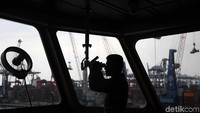 Indonesia sebagai bangsa maritim, setidaknya minimal memiliki 3 kapal RS.